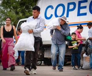 La sequía mantiene a 103 municipios en alerta roja y el gobierno ya comenzó a movilizar alimentos hacia las zonas más afectadas.