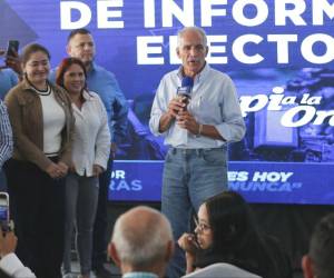 Nasry Asfura suma más de 23 mil marcas por encima del candidato liberal, Salvador Nasralla. El CNE solo ha divulgado el 86.38% de las actas.