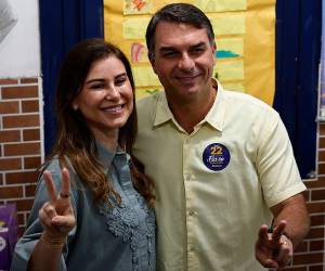 Las últimas encuestas divulgadas por las firmas Datafolha y Quaest, le dan la victoria a Bolsonaro con un 51% de los votos validos, frente al 49% obtenido por Lula.