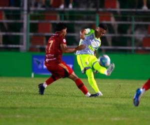 Noche de fútbol en la ciudad de las maquilas de Honduras.