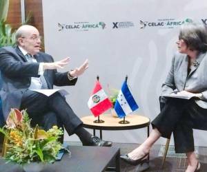 El Ministerio de Relaciones Exteriores del Perú y la Secretaría de Relaciones Exteriores y Cooperación Internacional de Honduras otorgaron, de manera recíproca, los beneplácitos correspondientes.