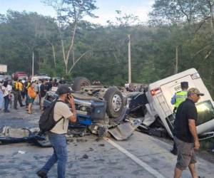 Dos de los heridos que habían sido trasladados a un centro asistencial para ser atendidos, no lograron sobrevivir a la gravedad de sus lesiones.