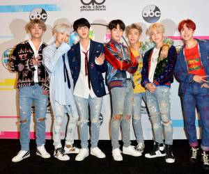 Por el momento, no ha sido confirmado el motivo de la presencia de la banda en el país ibérico.