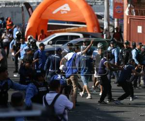 Imágenes del desarrollo del partido.