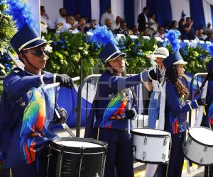 Los integrantes de las bandas estudiantiles lucieron llamativos trajes durante su participación en la celebración de los 205 años de Independencia de Honduras. Aquí una recopilación de los trajes más llamativos y originales.