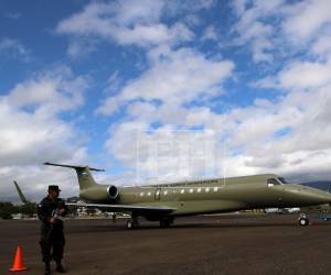El Embraer Legacy 600 fue vendido a la empresa mexicana Thebe Ingeniería &amp; Consultoría, que ganó la subasta pública internacional con una oferta de L137.8 millones.