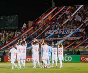 Tras no poder llegar a la final, Olimpia está comenzando a reestructurarse y viene varios cambios. Ya hay bajas confirmadas y se esperan varios fichajes.