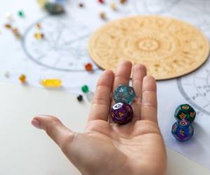 El amor, las decisiones y los cambios marcan el pulso del horóscopo de hoy