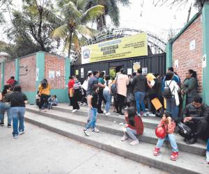 Los docentes no han podido ingresar al sistema los estudiantes que han matriculado, pues desde hace varios días el sistema esta fallando