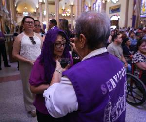 Miles de fieles participaron en las misas del Miércoles de Ceniza en la Basílica de Suyapa, iniciando la Cuaresma con oración y reflexión.