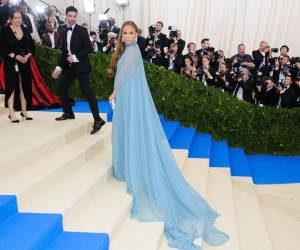 La Met Gala no es solo una alfombra roja: es el evento más importante de la moda global, donde celebridades y diseñadores compiten por crear el look más comentado del año. Aquí las claves de esta edición.