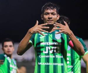Imágenes del desarrollo del partido.