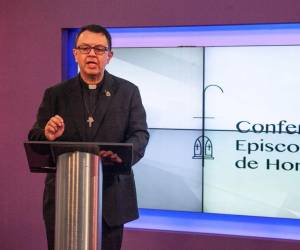 “Desde Honduras le decimos: ‘Vamos contigo’ en el camino de la paz y la verdad”, señala el texto.