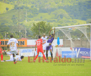 El club blanco gana 2-1 en Tocoa, Colón.