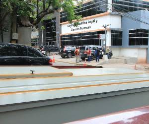 Los familiares de Mauro Pineda Muñoz, retiraron el cuerpo -este martes, 14 de julio- de la morgue del Ministerio Público (MP), en la capital.