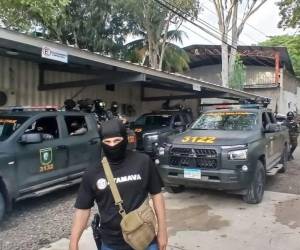 La Dirección de Lucha contra el Narcotráfico y la Fiscalía Especial contra el Crimen Organizado investigan posibles irregularidades en el manejo de droga decomisada.