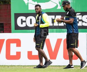 Imágenes del desarrollo del partido.