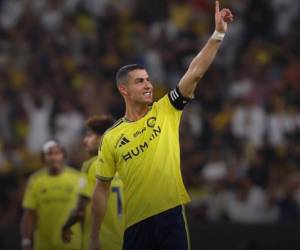 Cristiano Ronaldo anota un nuevo gol y se acerca a la cifra de mil tantos.