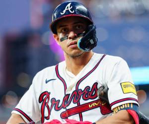 Mauricio Dubón fue titular en el segundo juego de la Serie de Comodín entre los Bravos de Atlanta y los Phillies de Filadelfia.