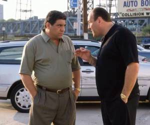 Vincent Pastore, recordado por su papel en Los Soprano, falleció por causas naturales.