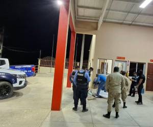 El levantamiento de ley del cuerpo se realizó en la estación del Cuerpo de Bomberos, en Guaimaca.