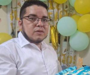 Lo que inicialmente parecía un ataque aislado contra el abogado Luis Miguel Gómez ha tomado un nuevo giro, luego de que personas cercanas revelaran que el profesional del Derecho ya había sido víctima de otro atentado días antes en San Pedro Sula, en el departamento de Cortés.