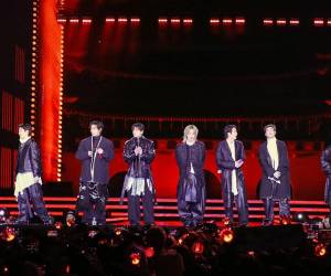 La popular banda surcoreana de K-pop BTS celebró, el pasado sábado, un megaconcierto de retorno en el corazón de Seúl. BTS The comeback live/arirang, que ha congregado a cientos de miles de fans, en la emblemática plaza de Gwanghwamun.