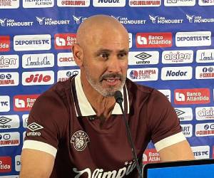 El técnico de los albos se mostró satisfecho con el debut de su equipo.