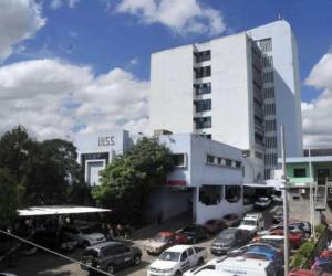 El Estado adeuda más de 12 mil millones de lempiras y la empresa le debe más de ocho mil millones de lempiras al Seguro Social.