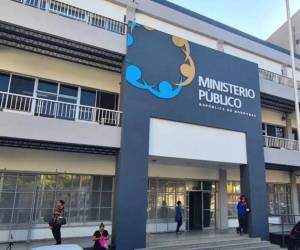 El informe remitido a la fiscalía podría contener de responsabilidad penal, asegura el TSC.