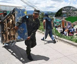 Grupos de militares obligaban a vecinos de la colonia Guillén, noreste de la ciudad, a que desalojaran.
