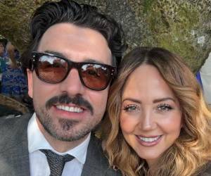 El entrenador fitness Luis Carlos Origel confirmó públicamente su relación sentimental con Andrea Legarreta durante un encuentro con reporteros a las afueras de las instalaciones de Televisa San Ángel.