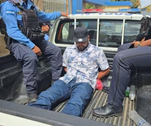 Joaquín Alvarado Bueso, de 38 años de edad, es acusado de delitos sexuales contra una menor de edad, en los Estados Unidos.