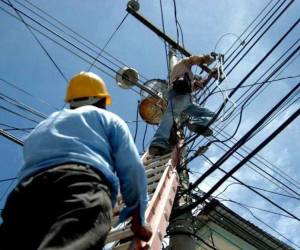 Las autoridades de la ENEE se han comprometido a intensificar los operativos de mantenimiento en las líneas de transmisión.