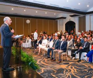 El presidente de la República, Nasry Asfura, participó en la conmemoración del Día Nacional de la Libre Competencia, donde dejó establecido que el Gobierno será facilitador de la inversión nacional y extranjera.