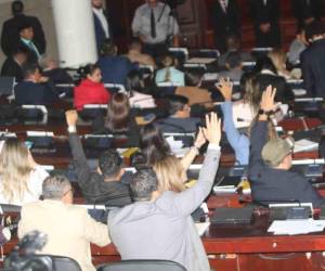 Congreso elimina la Comisión Permanente, redefine funciones de la Junta Directiva.