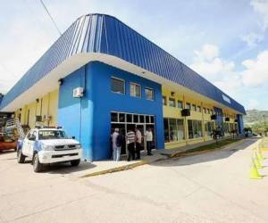 Los trámites de registro de armas de fuego de uso permitido se realizarán en las instalaciones de la Policía Nacional, en la colonia La Cañada, en la capital.