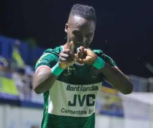 Rubilio Castillo estuvo en el ataque de Marathón en la final de ida contra Motagua.