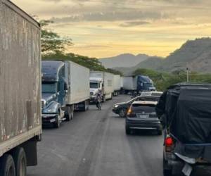 Los transportistas esperan una eventual respuesta de las autoridades y la posibilidad de instalar una mesa de diálogo que permita atender las exigencias del gremio.