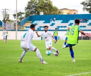 El Olancho FC triunfó pero ya no tiene opciones de clasificar a la final.