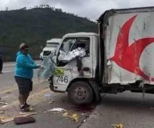 Este es el vehículo en el que se trasladaba la víctima durante el accidente donde perdió la vida.