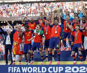 YouTube superó los 200.000 millones de visualizaciones y reunió a 1.700 millones de espectadores, mientras que TikTok alcanzó 1,2 billones de visualizaciones de contenido relacionado con la Copa del Mundo, ganada por España tras vencer a Argentina en la final.