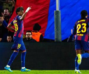 Imágenes del desarrollo del partido.