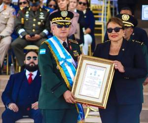 Roosevelt Hernández fue elegido por Xiomara Castro como titular de las FF AA en diciembre de 2023.