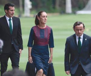 Sheinbaum, hace unos días, llamó a la selección a inspirar a millones de compatriotas con su desempeño en el torneo.