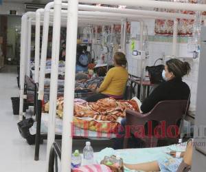 Los pobladores de la zona oriente necesitan un actuar más efectivo por parte de Salud para disminuir la cantidad de contagiados.