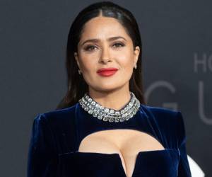 Salma demostró la admiración que tenía por la reina Isabel en un mensaje de Instagram.