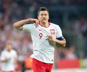 El ariete polaco marcó nueve tantos con su Selección para clasificar al Mundial de Qatar 2022.