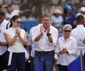 Los analistas coinciden en que la figura política de Hernández se ha visto erosionada tras el juicio en EE.UU.