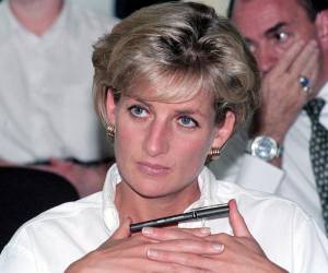Su trágico fallecimiento en un accidente automovilístico en 1997 en París causó un gran impacto global y dejó un legado que todavía perdura en la sociedad actual.